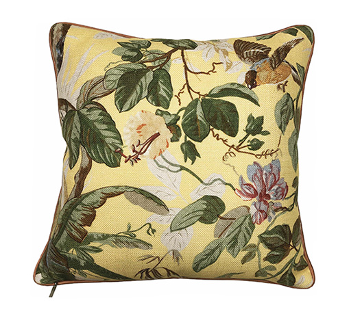 Подушка Sanctuary Floral Marigold Ralph Lauren Home, стоимость 28 000 руб.  Фотография 1