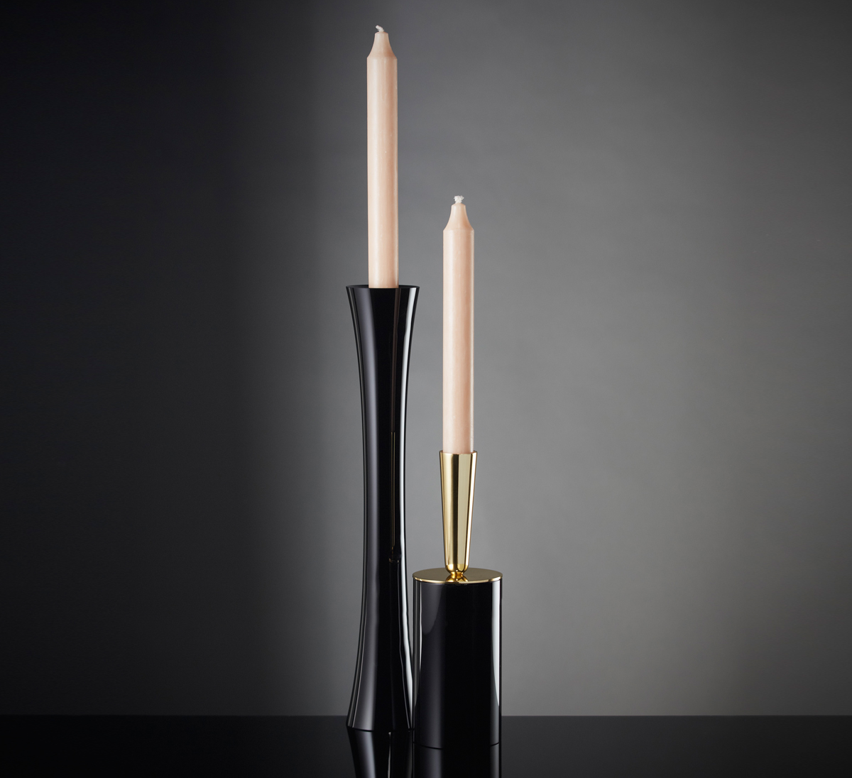 Подсвечник Lipa (черный) &nbsp;, стоимость 100 000 руб.  Фотография 2