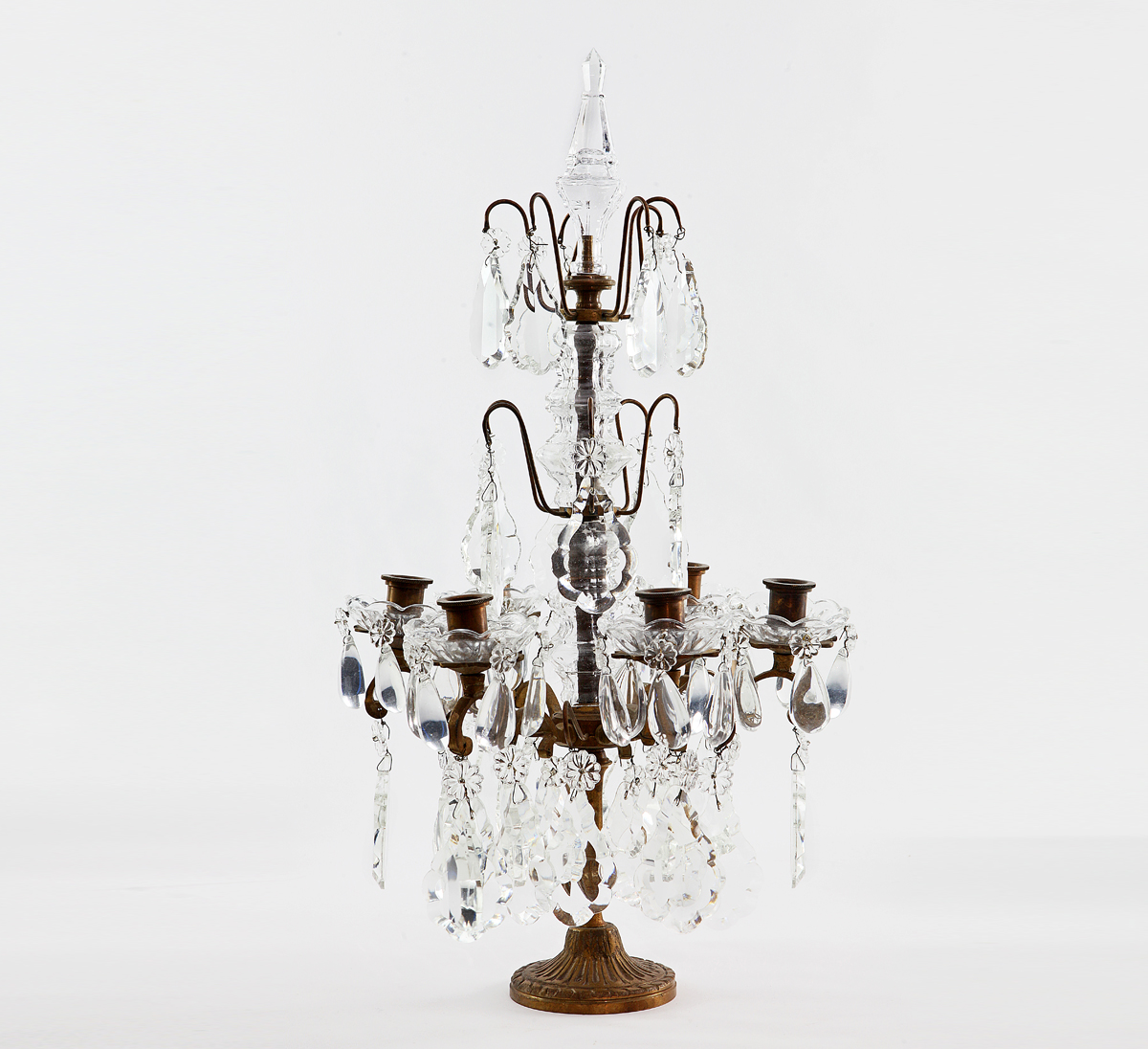 Канделябр Naarden на 6 свечей (3 яруса) Labyrinthe Interiors, стоимость 113 400 руб. 