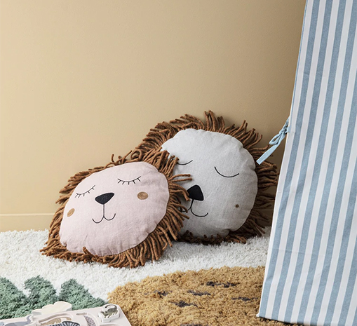 Подушка Safari Lion Natural Ferm Living, стоимость 9 600 руб.  Фотография 1