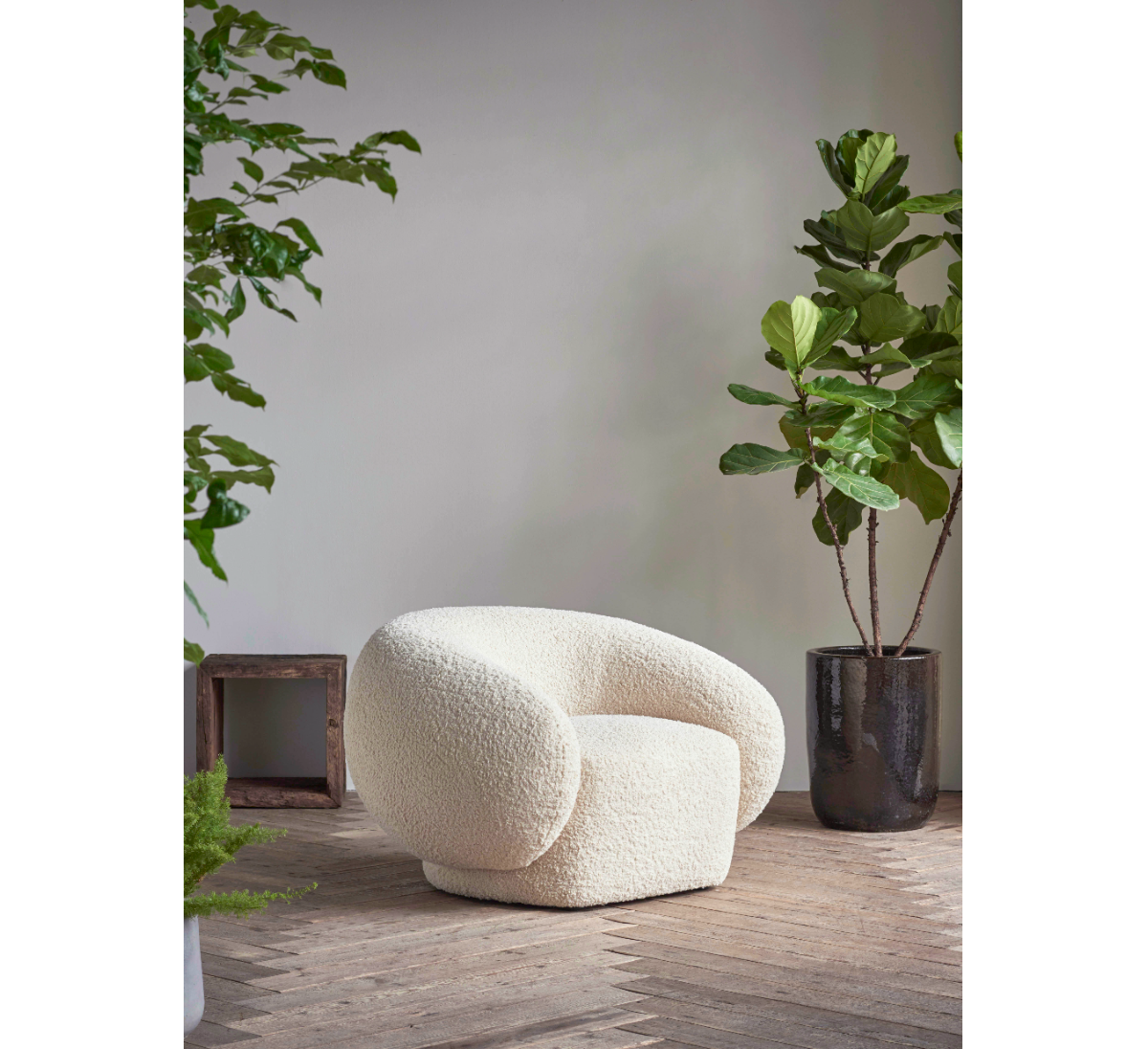 Кресло KARMA Andrew Martin, стоимость 235 410 руб.  Фотография 5