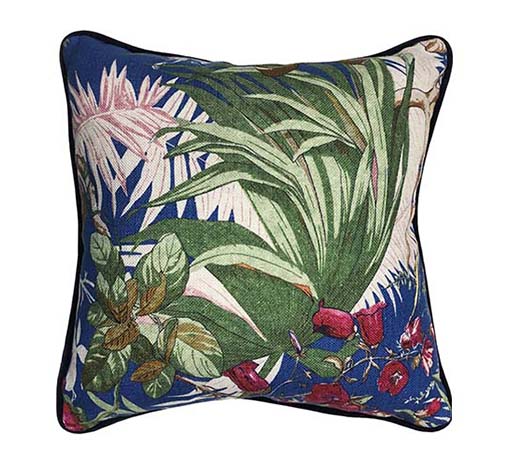 Подушка Sanctuary Floral Caribbean Blue Ralph Lauren Home, стоимость 28 000 руб.  Фотография 2