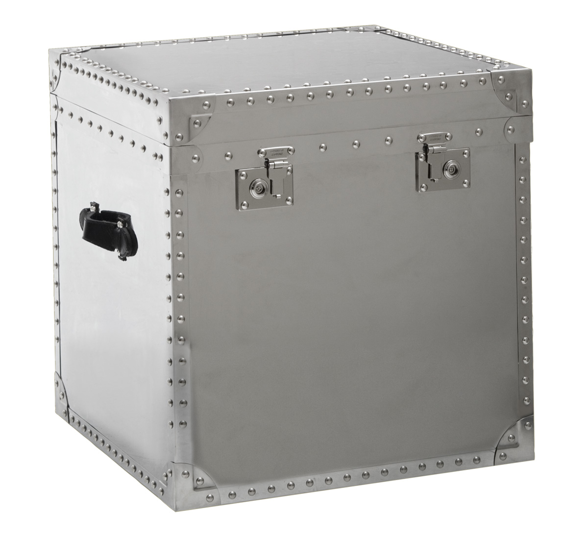 Сундук STEEL CUBE Andrew Martin, стоимость 160 000 руб. 