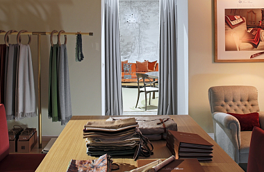 НОВЫЙ КОРНЕР LORO PIANA INTERIORS В САЛОНЕ DELUXE HOME CREATION